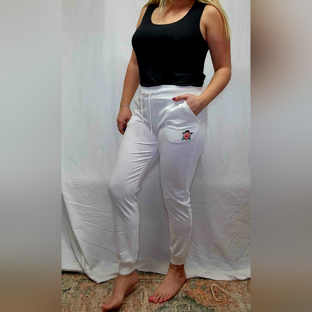 Lounge pants by Badgley Mischka. White, size small.